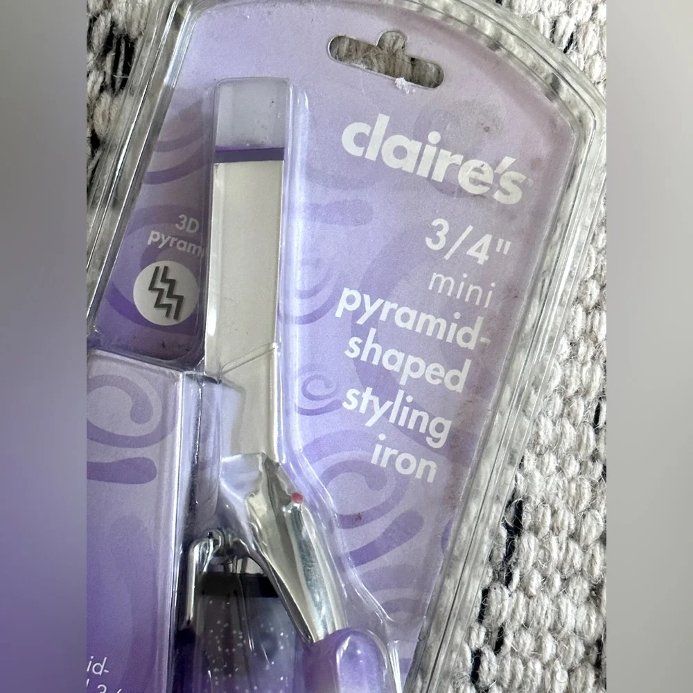 NIP Vintage Claires’s Conair Mini Pyramid Styling‎ Iron 2003